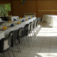 Salle 90 m²