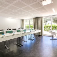 Salle côté jardin