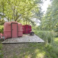 SLEEPING BOX OMBRAGE SOUS LES CERISIERS