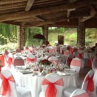 Les greniers du Domaine-mariage tout en rouge