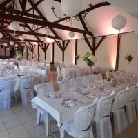 Décoration de la salle au Moulin de Follet