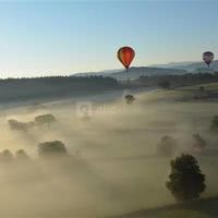 Tour en mongolfière. départ la clayette, paray-le-monial