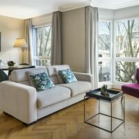 Warwick Reine Astrid