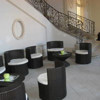 Hall jean lamour en coins salons