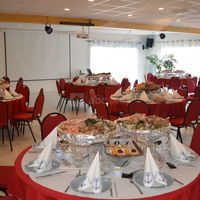 Dîner anniversaire, repas de groupe