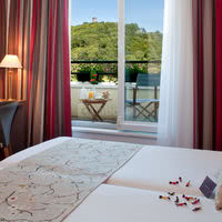 Chambre supérieure avec balcon