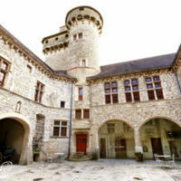 Le Château de Serrières