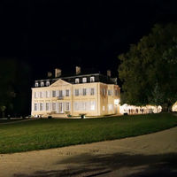 Vue extérieure de nuit