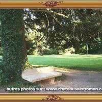 Banc de pierre invitant au repos et à la meditation