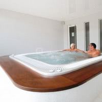 Jacuzzi
