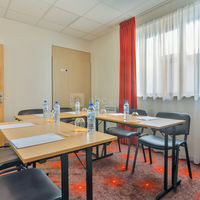 Salle de réunion en rectangle