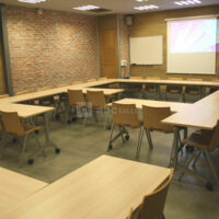 Salle adjacente 50 m² configuration classe 36 places