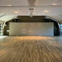 Salle Ebihens vide