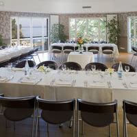 Grande salle vue sur la mer