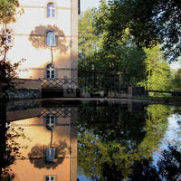 Reflet sur le canal de retenue