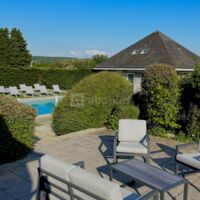 Terrasse et piscine