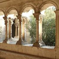 Abbaye de Montmajour