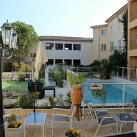 Hôtel Le Village Provençal
