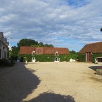 Parking dans la cour de la ferme