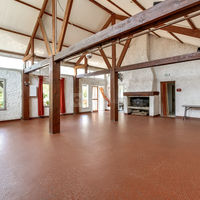 Salle 110m2