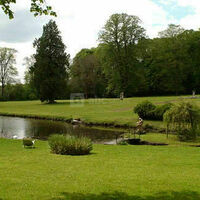 Le parc du château de rueil-seraincourt