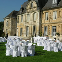 Brunch dans la cour d'honneur