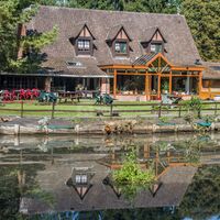 L'AUBERGE , Vu de l'étang