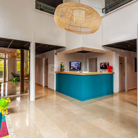 Hôtel Full Colors
