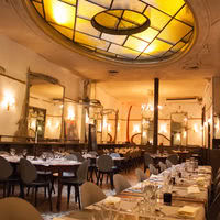 L'Autobus Impérial - Restaurant & Club