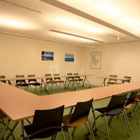 Salle gironde en configuration u
