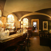 Cour des Loges