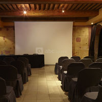 Cour des Loges