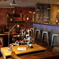 L'Attic Bar