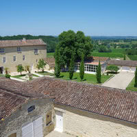 Château Hôtel Isabeau de Naujan