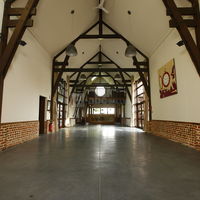 La grange vide (volumes) les damoiselles (photo maya studio)