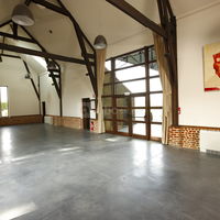 La grange vide (volumes) les damoiselles (photo maya studio)