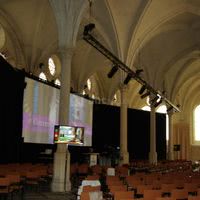 Congrès dans le réfectoire des moines © carole paris