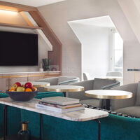 Executive Lounge