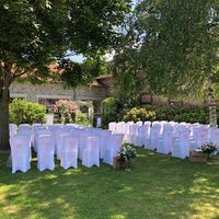 Cérémonie dans le jardin des Bergeries