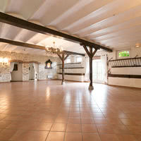 Intérieur salle Les Ecuries