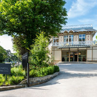 L'Arrivée au Pavillon Royal