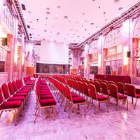 Conférence au salon Élysée