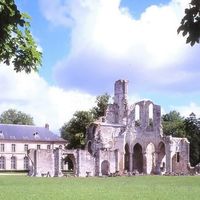 Vu de les ruines , le château, la chapelle