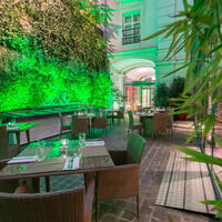 Patio éclairé