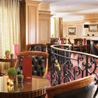 Bar atrium