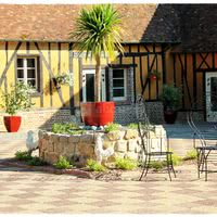 LA COUR