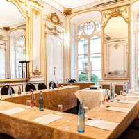 Salon Albany