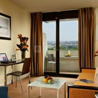 Citadines Paris La Défense