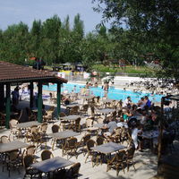Terrasse-bord-piscine
