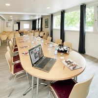 Qualys Hôtel Inn Nanterre - La Défense